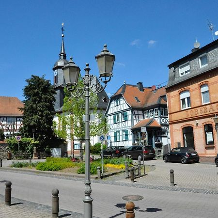 Apartmenthaus Am Zimmerplatz Hofheim am Taunus Exterior foto