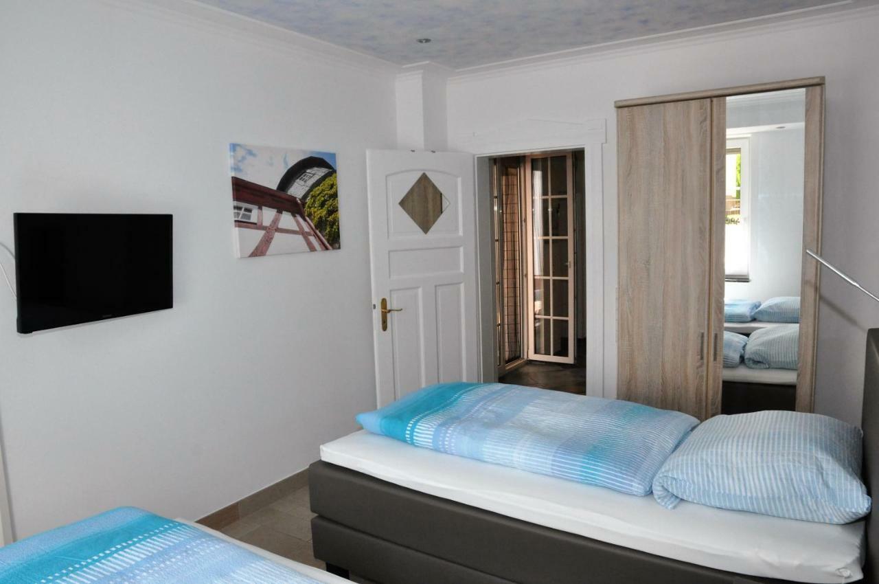 Apartmenthaus Am Zimmerplatz Hofheim am Taunus Exterior foto